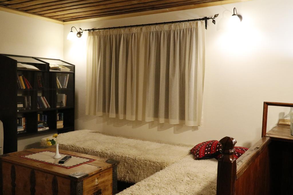 Guest House Epochs Since 1871 Lyaskovets 外观 照片
