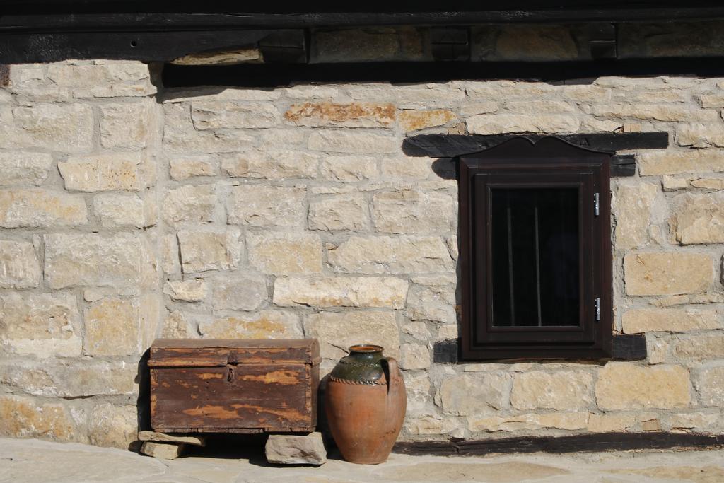 Guest House Epochs Since 1871 Lyaskovets 外观 照片